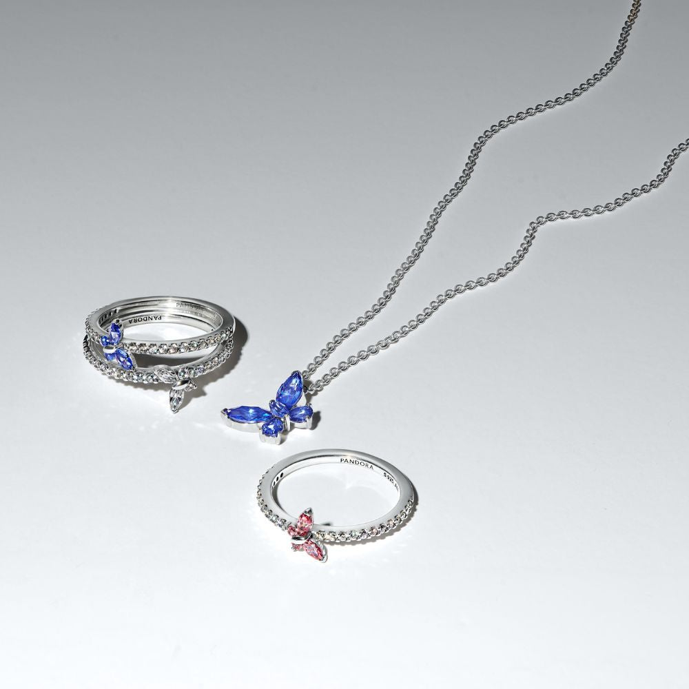 Mirdzošais tauriņa gredzens