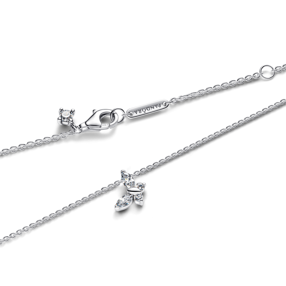 Taureņa kniedes kaklarota