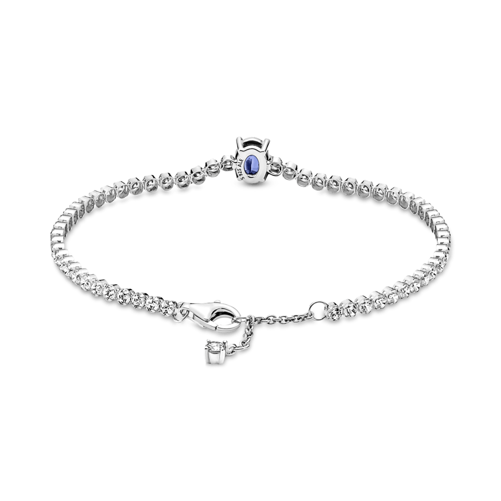 Mirdzošā pavé rokassprādze ar tenisa motīvu