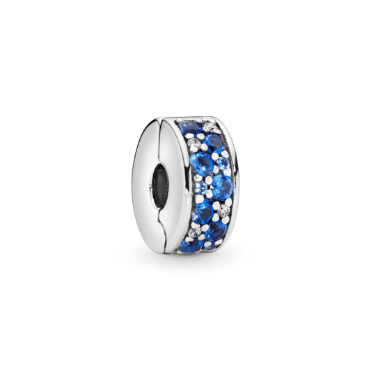 Zila Pave amulets