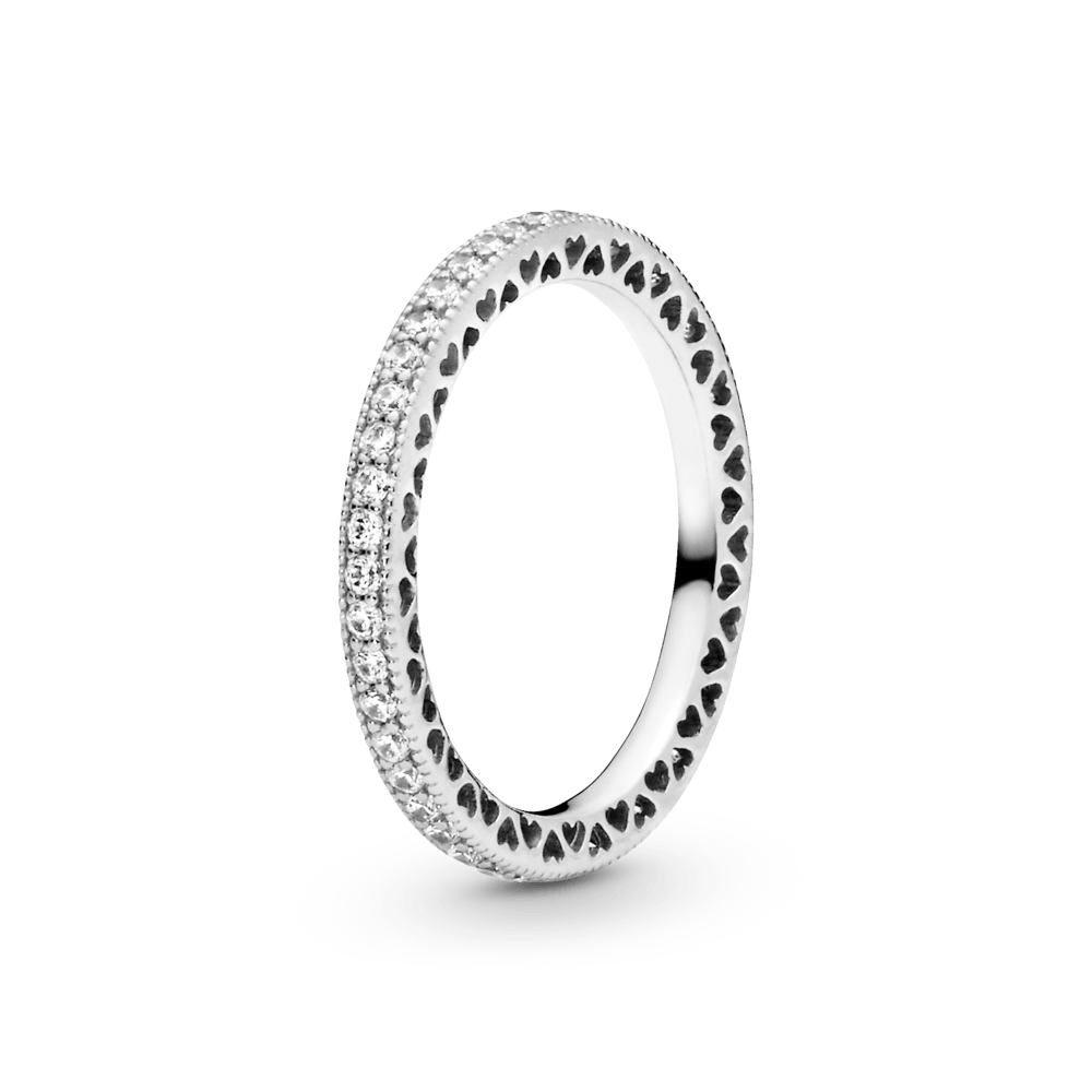 Gredzens ar sirds elementiem