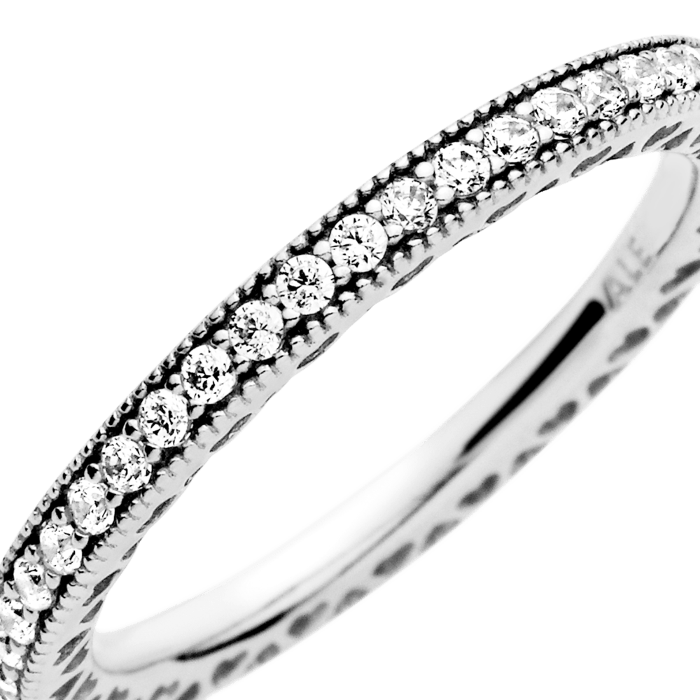 Gredzens ar sirds elementiem