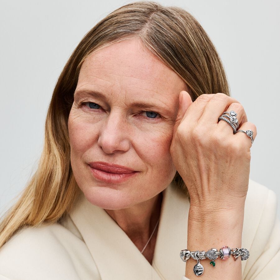 Rozes zieda gredzens