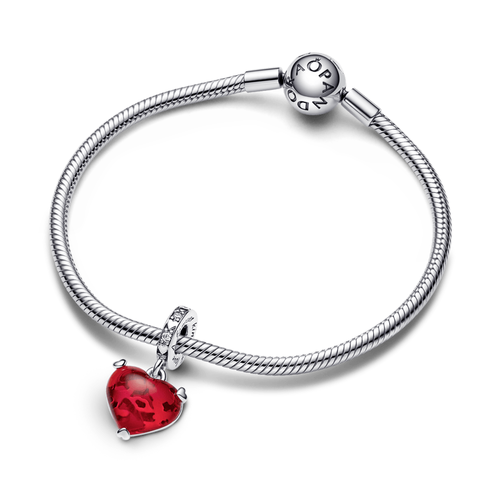 Piekarināmais Disney Mickey un Minnie Mouse skūpsta sarkanais Murano stikla amulets