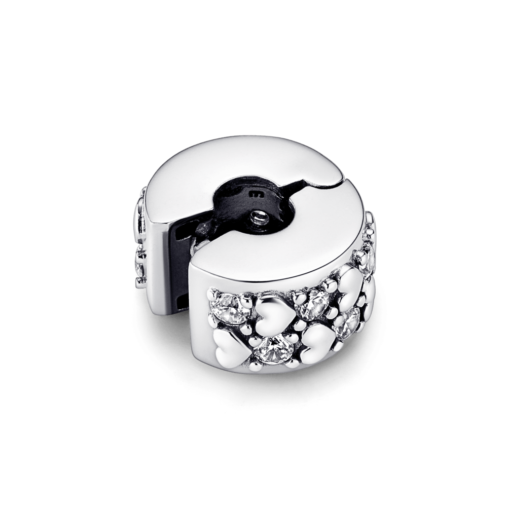 Mirdzošs piespraužamais amulets ar bezgalīgu siržu motīvu