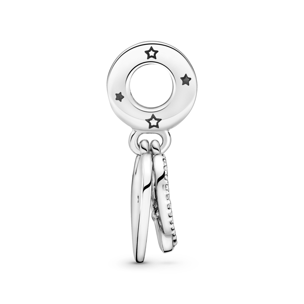 Piekarināmais amulets ar kaķu un sirds motīvu