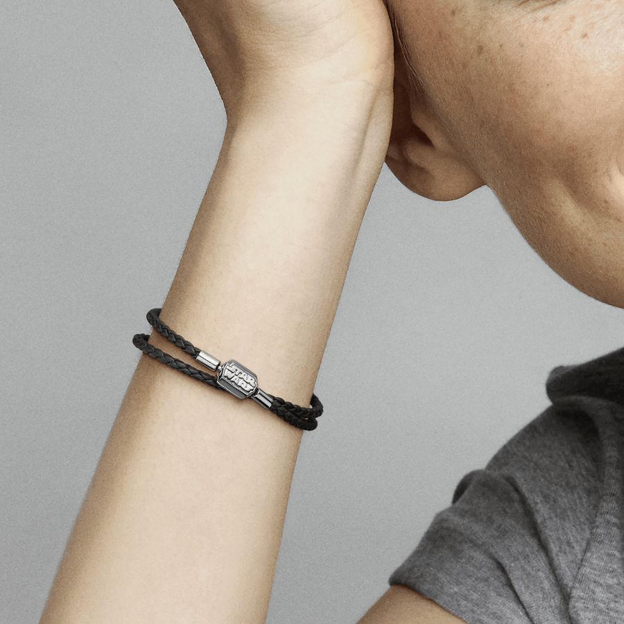 Pandora Moments Star Wars™ dubultā melnā ādas rokassprādze ar aizdari