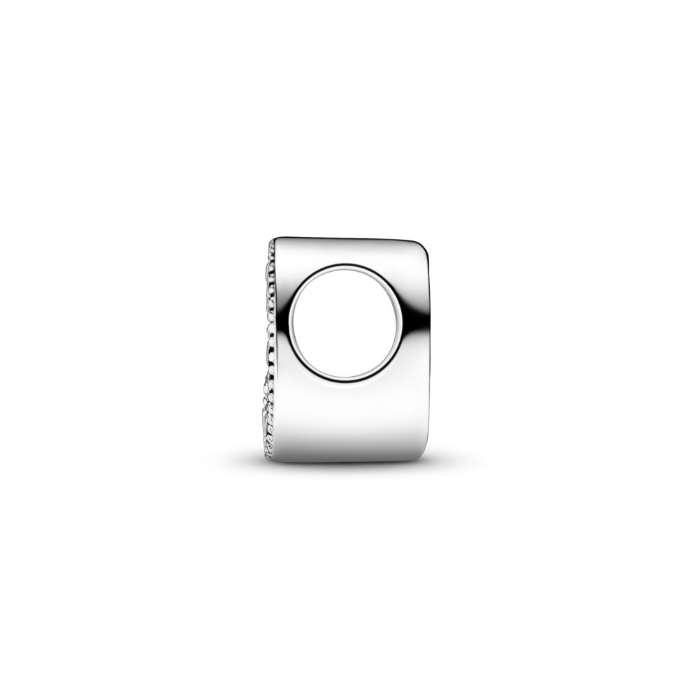 O burta alfabēta amulets